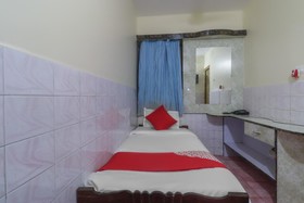 Hotel Hill View by OYO Rooms