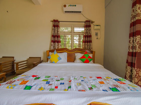OYO Home 14644 Riverview Studio