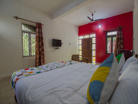 OYO Home 14644 Riverview Studio