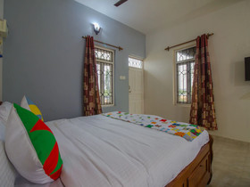 OYO Home 14644 Riverview Studio