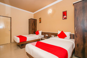 Bluemoon Check-Inn By OYO Rooms