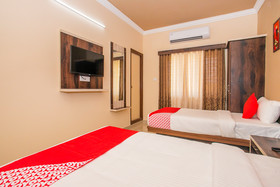 Bluemoon Check-Inn By OYO Rooms