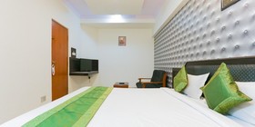 Capital O 797 Adarsh Inn