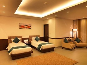Twenty Four Hotel