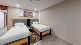 37th Crescent Boutique Suites by OYO