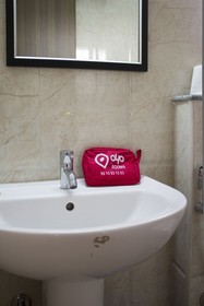 Aira Apartments by OYO Rooms