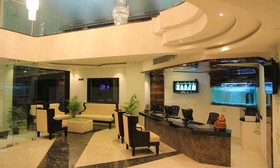 Akshaya Aura