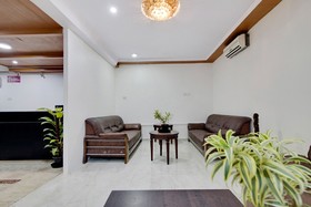 Amethyst Business Hotel by OYO Rooms