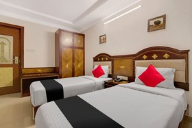 Amethyst Business Hotel by OYO Rooms