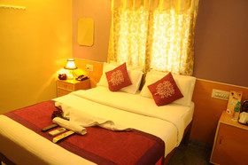 Ample Inn