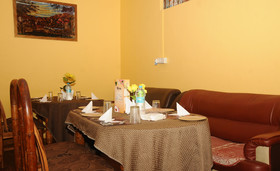 Ample Inn
