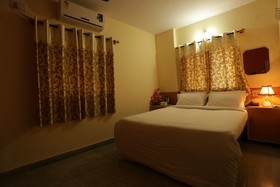 Ample Inn