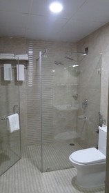 Arna Hotels