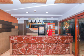 Aura Inn by OYO Rooms