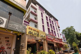 Aura Inn by OYO Rooms
