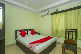 Bns Lodge By OYO Rooms