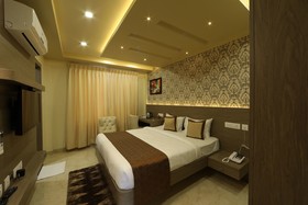 Capital O 19719 Aaccord Hotel
