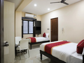 Champion Orchid By OYO Rooms