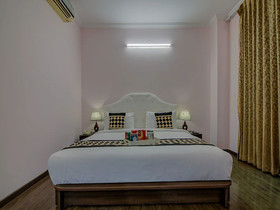 Chris Hotel Whitefield