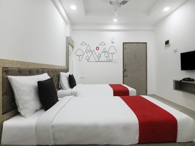Grand Collection O Near Sarjapur Road Near 7d Voyage