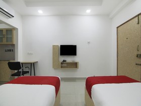 Grand Collection O Near Sarjapur Road Near 7d Voyage