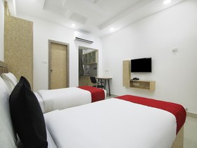 Grand Collection O Near Sarjapur Road Near 7d Voyage