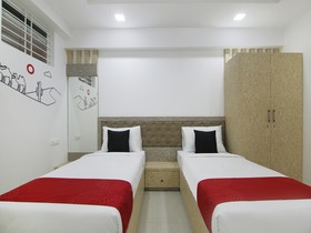 Grand Collection O Near Sarjapur Road Near 7d Voyage