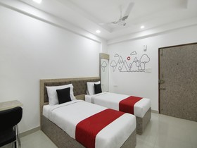 Grand Collection O Near Sarjapur Road Near 7d Voyage