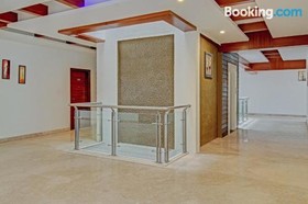 Collection O 76073 Bhagini Suites