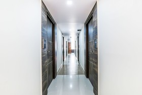 Crown Heights by FabHotel