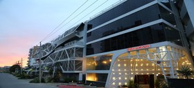 Days Inn & Suites by Wyndham Bengaluru Whitefield
