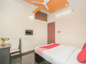 Delite Suites by OYO Rooms