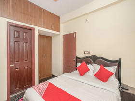 Delite Suites by OYO Rooms