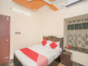Delite Suites by OYO Rooms