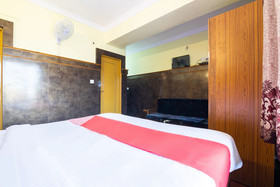 Elite Deluxe Rooms By OYO Rooms
