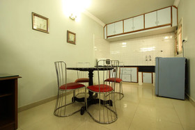Eyrie Comforts BY OYO Rooms