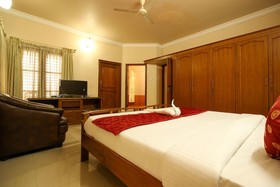 Eyrie Comforts BY OYO Rooms