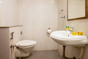 FabHotel Astra Electronic City