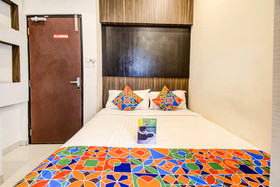 FabHotel Corporate Crown