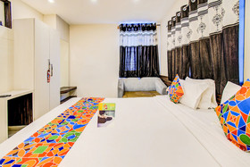 FabHotel Corporate Crown