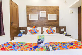 FabHotel Crown Suites
