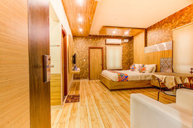 FabHotel Grand Savoury Suites