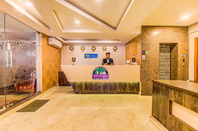 FabHotel Grand Savoury Suites