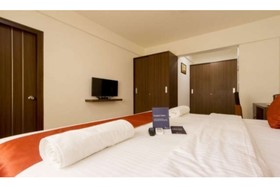 FabHotel Oakwoods Serai