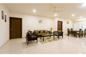 FabHotel Oakwoods Serai