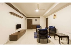 FabHotel Oakwoods Serai