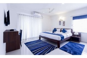 FabHotel Oakwoods Serai