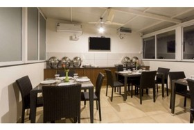 FabHotel Oakwoods Serai