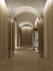 Four Seasons Hotel Bengaluru At Embassy One