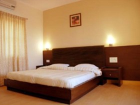 Hotel GMR 18 Grand